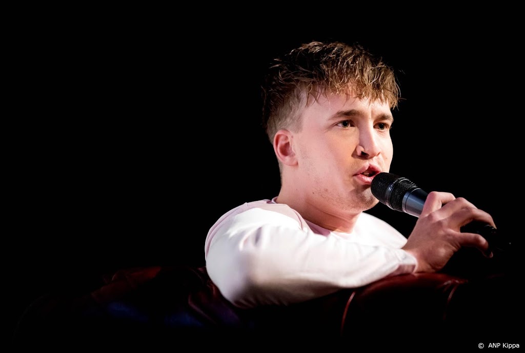 Snelle raast Billie Eilish voorbij in albumlijst