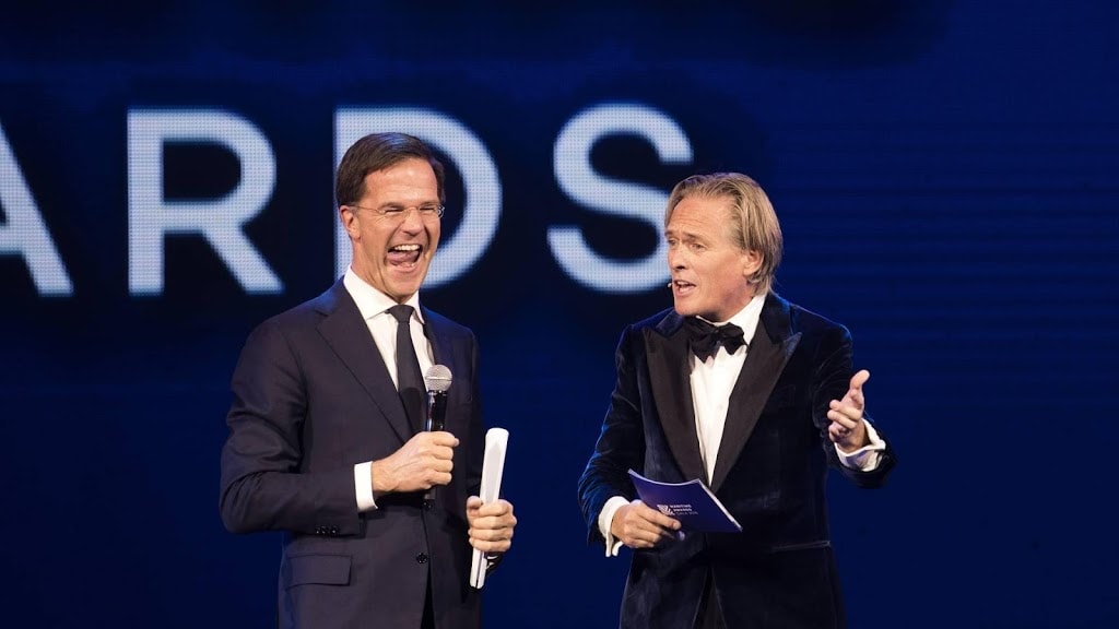 Mark Rutte laat zich interviewen door goede vriend Jort Kelder