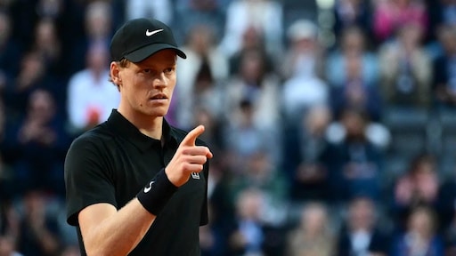 Sinner wint bij rentree in Rome en treft in derde ronde De Jong