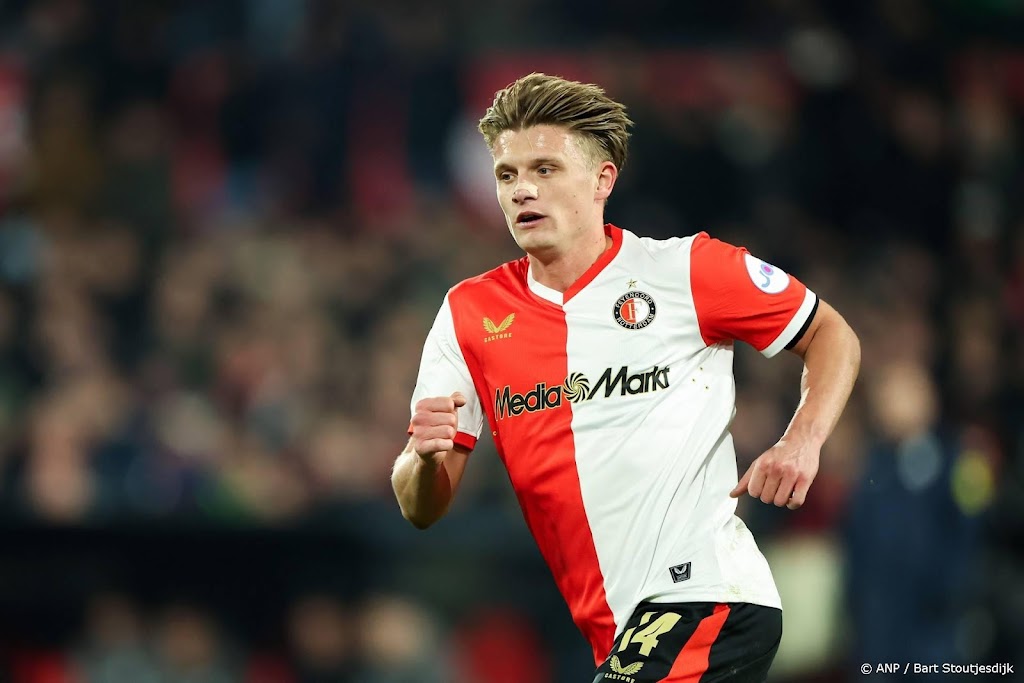 Steijn en Smal nog niet in de basis bij Feyenoord tegen AZ