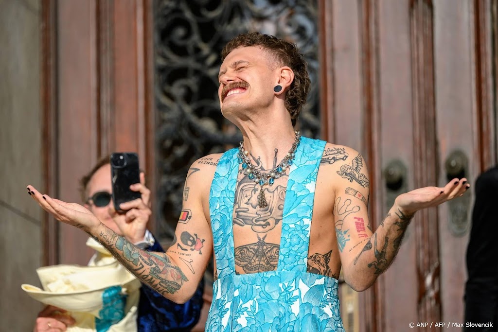 Noorse songfestivalact 'te sexy' voor EBU