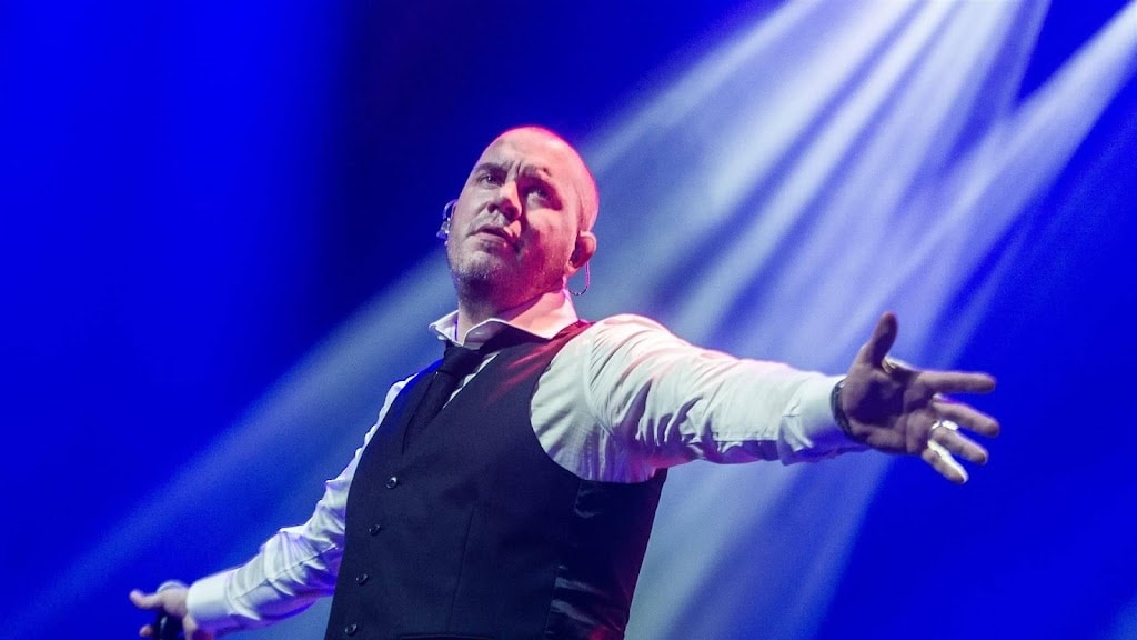 Jeroen van Koningsbrugge gaat reisprogramma maken voor HBO Max