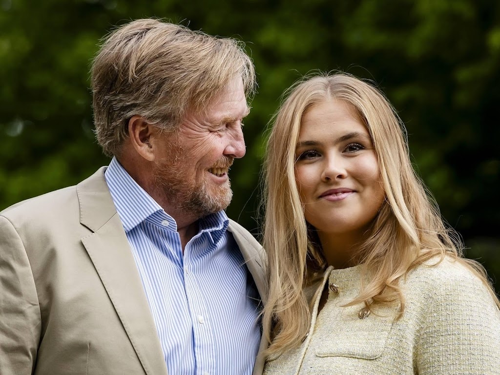 Koningspaar en Amalia aanwezig bij afscheid Thom de Graaf
