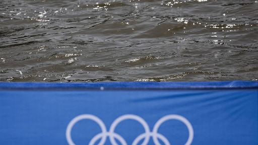 Drie Duitse openwaterzwemmers ziek na wedstrijd in Seine