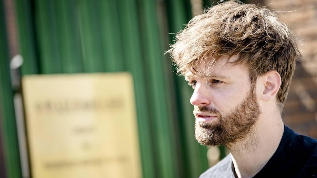 Tim Hofman roept volgers op klacht in te dienen tegen 'Week van het Leven'