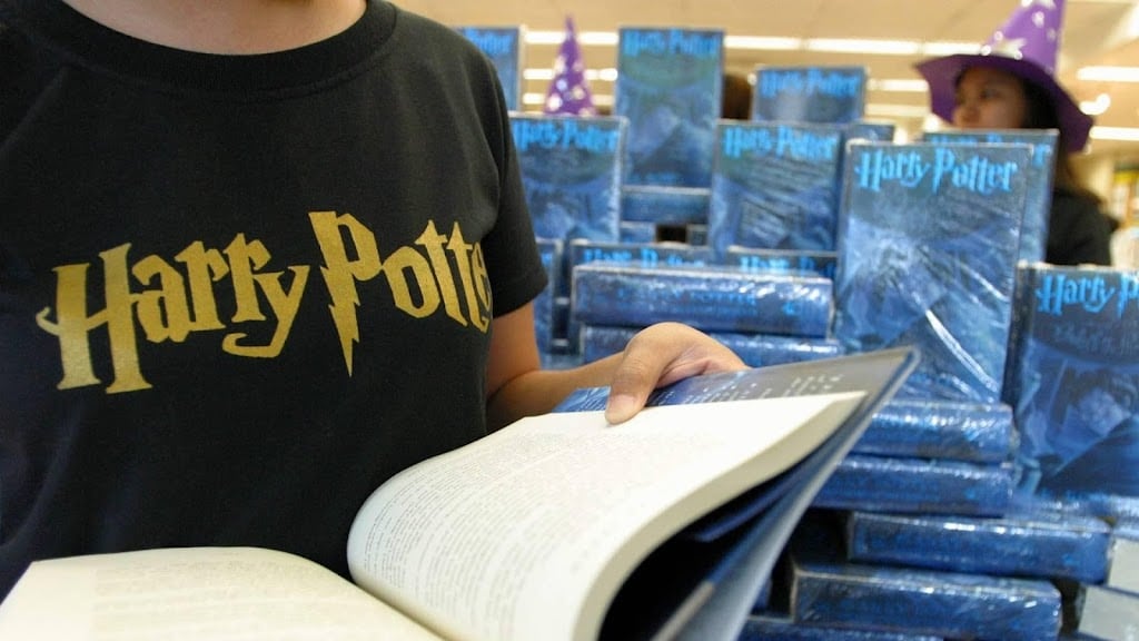 Eerste druk van Harry Potter-boek voor recordprijs geveild