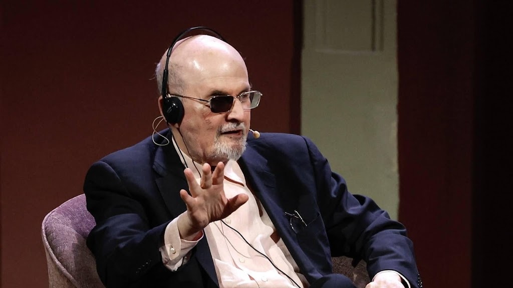 Schrijver Rushdie getuigt na steekpartij tegen vermeende dader
