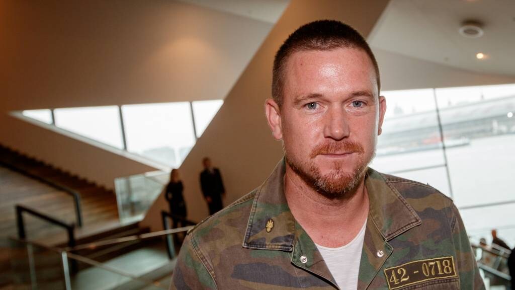 Voorzichting begin voor Johnny de Mol