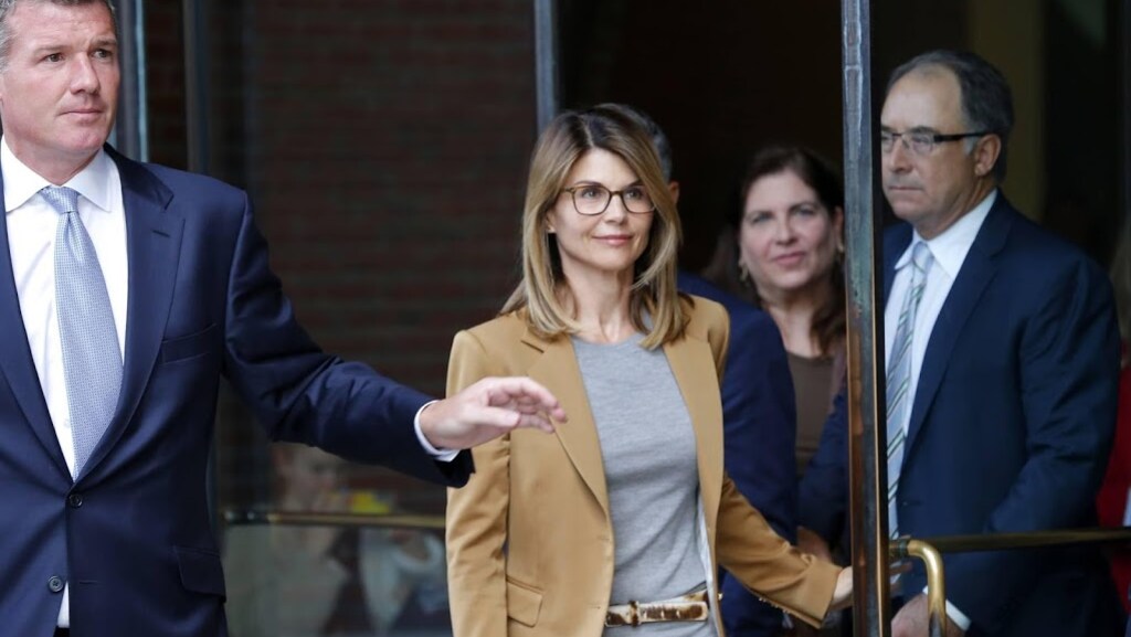 Lori Loughlin uit serie geknipt