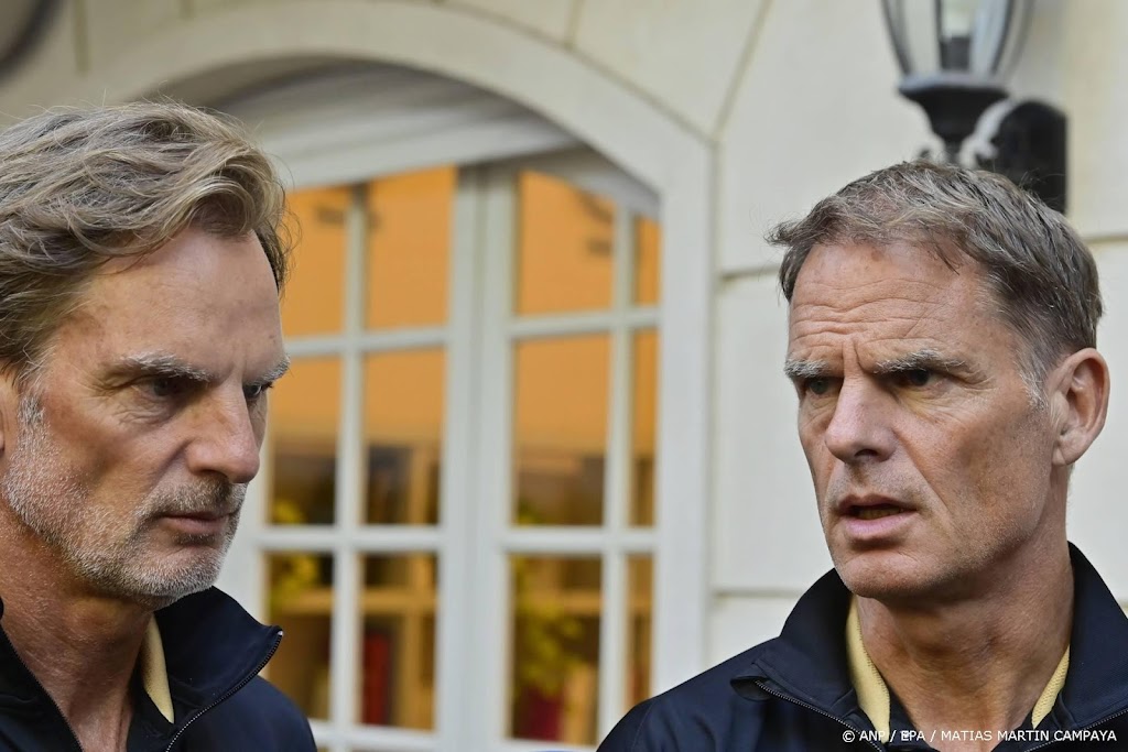 Frank de Boer ziet tweede seizoen Football Island wel zitten