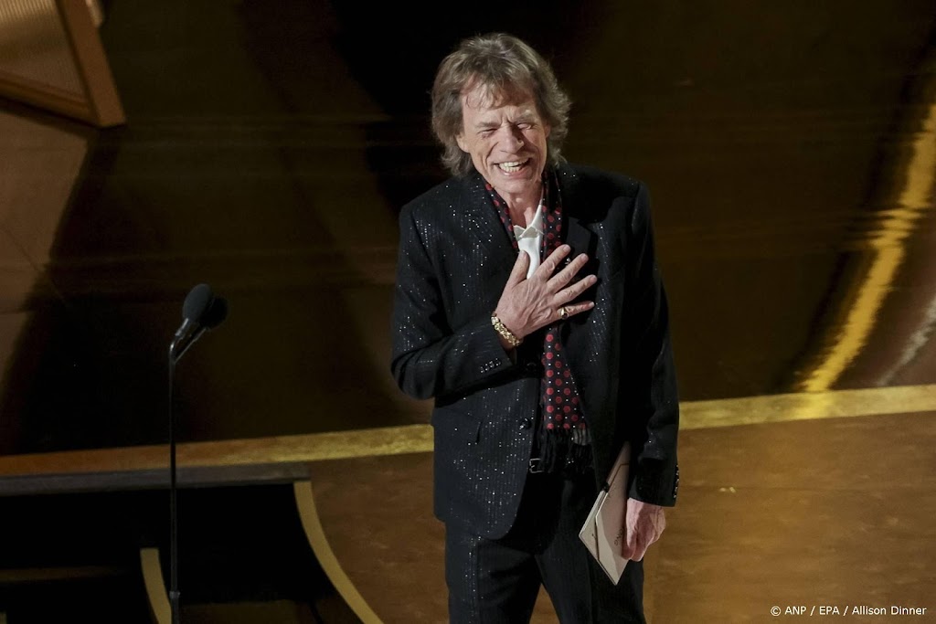 Mick Jagger zingt als verrassing in pub in Oxford