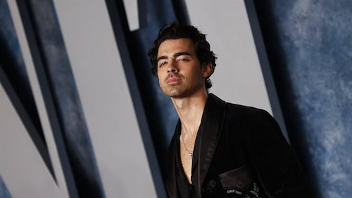 Joe Jonas vroeg broers toestemming voordat hij solo ging
