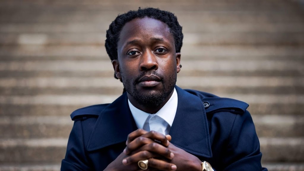 OM acht uitspraken Akwasi strafbaar, maar vervolgt hem niet