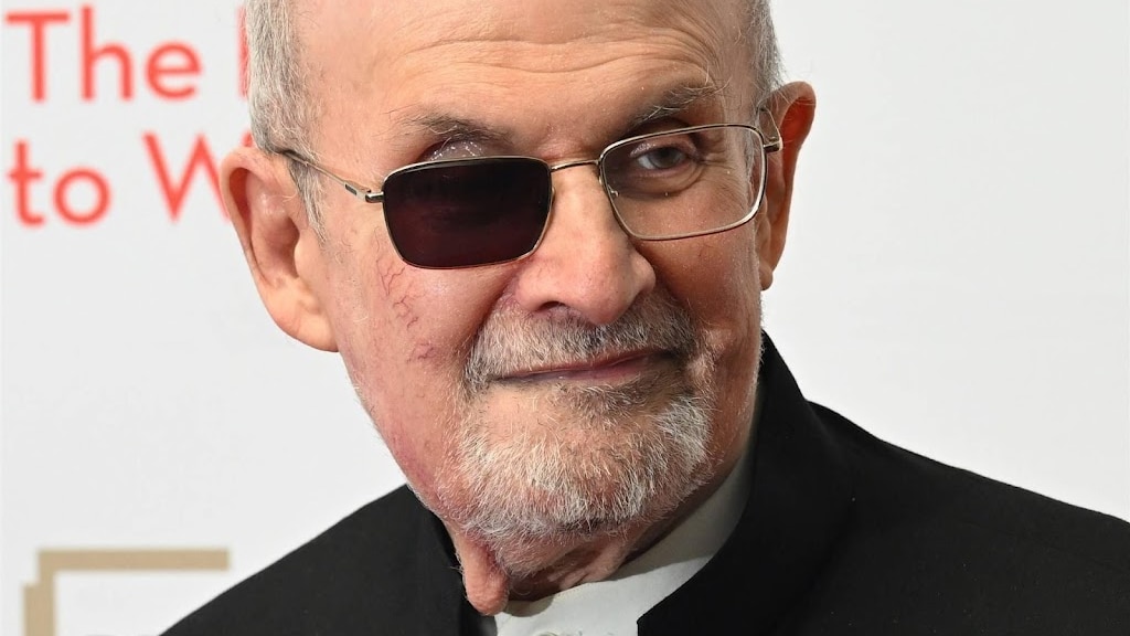 Schrijver Salman Rushdie schreef memoir over aanslag op zijn leven