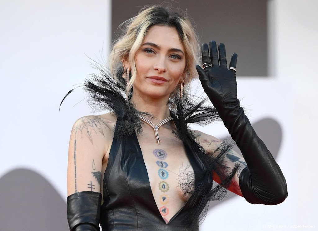 Paris Jackson heeft gat in neus door drugsgebruik