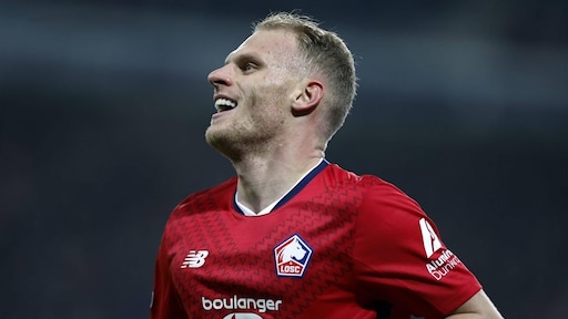 Scorende Bakker helpt Lille aan zege in Champions League