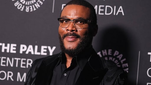 Tyler Perry is boos op verzekeringsmaatschappijen