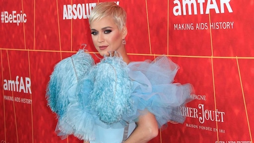 Katy Perry haalt schoenen uit de handel om Blackface-schandaal