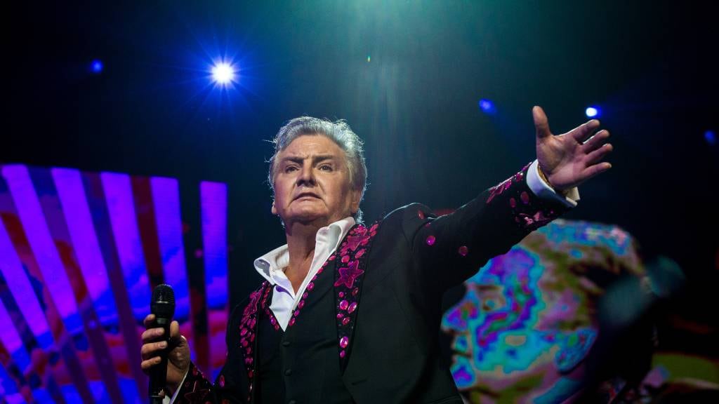 René Froger na jaren weer theaters in