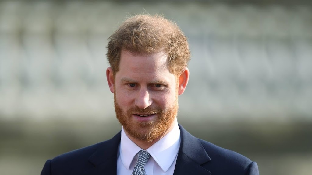 Britse publiek verrast: prins Harry duikt plots op in talkshow