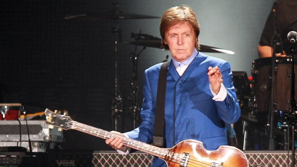 Beatles-straat Penny Lane beklad door activisten