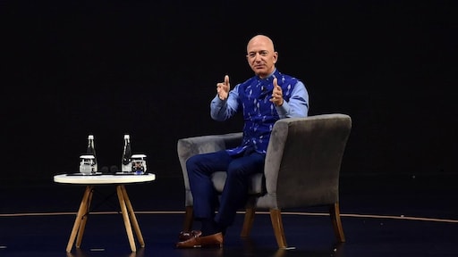 Ruimtereis met Jeff Bezos geveild voor 28 miljoen dollar