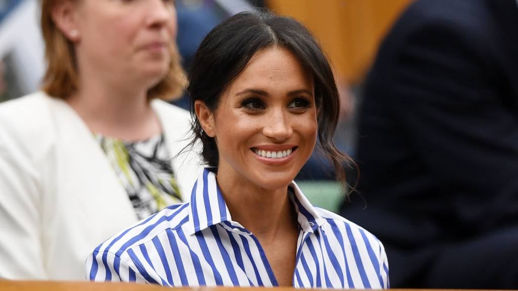 Moeder Meghan Markle pakt haar biezen
