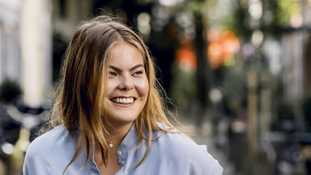 Eloise vindt vintagewinkel en studie soms moeilijk te combineren