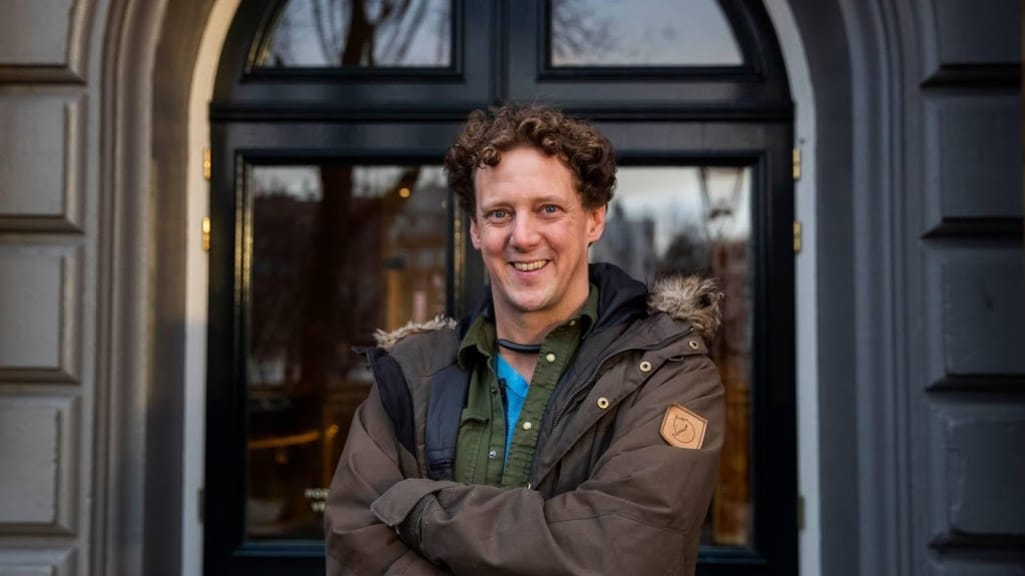 Jochem Myjer haalt hard uit naar 'mafklappers' met coronacomplot