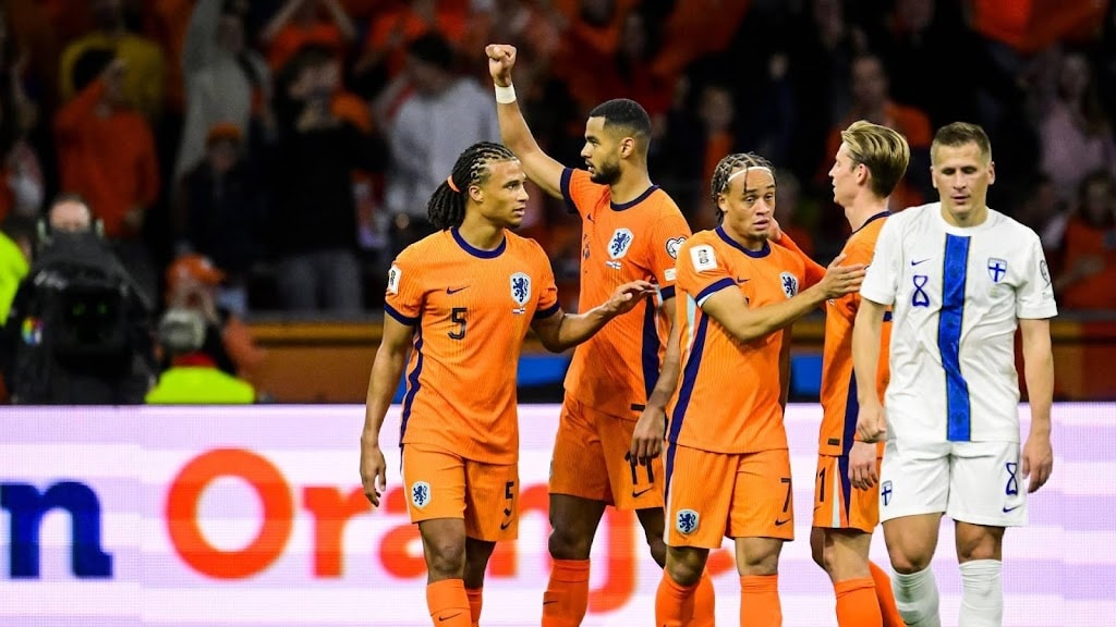 Oranje heeft ticket voor WK bijna binnen na ruime zege op Finland