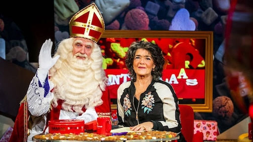 Sinterklaas verruilt stoomboot voor vliegtuig: gevlogen vanuit Spanje