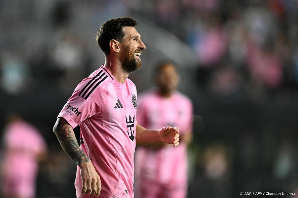 Terugkeer Messi naar FC Barcelona volgens Laporta onrealistisch