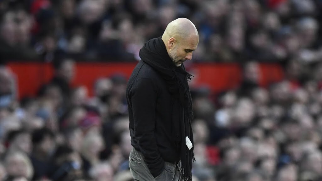 Ook Engeland gaat overstag en legt Premier League stil