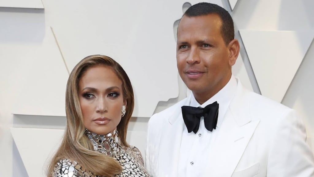 J.Lo stellig na geruchten over breuk A-Rod: 'Jullie zijn dom'
