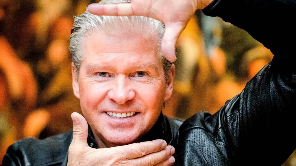 Dries Roelvink brengt coronacrisis in beeld met documentaire