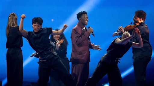 Commentatoren voorspellen finaleplaats voor Claude in finale songfestival