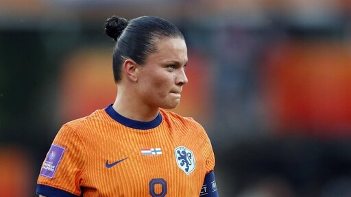 Spitse zag het Nederlands elftal 'goed' spelen, maar ontsnapte met een handsbal
