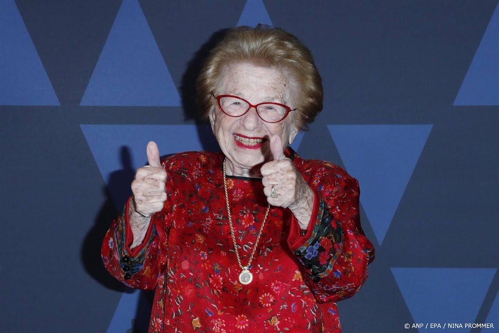 セックスセラピストでテレビ司会者のルース博士（96）が死去 | RTL Boulevard