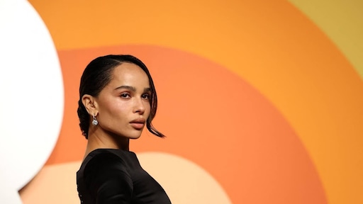 Zoë Kravitz laat slang ontsnappen in badkamer van Taylor Swift