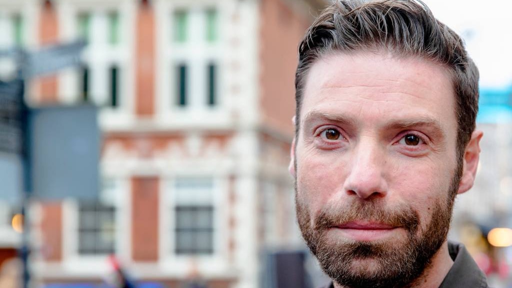 Timur Perlin krijgt weekendshow op Radio 2