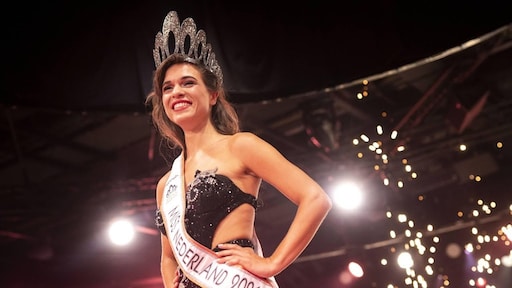 Miss Nederland Julia vertrekt met opgeheven hoofd uit Israël