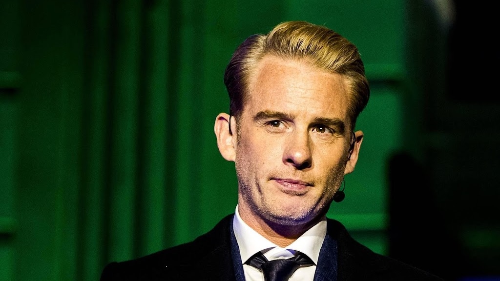 Art Rooijakkers voorlopig weg bij radio door nieuwe poliep