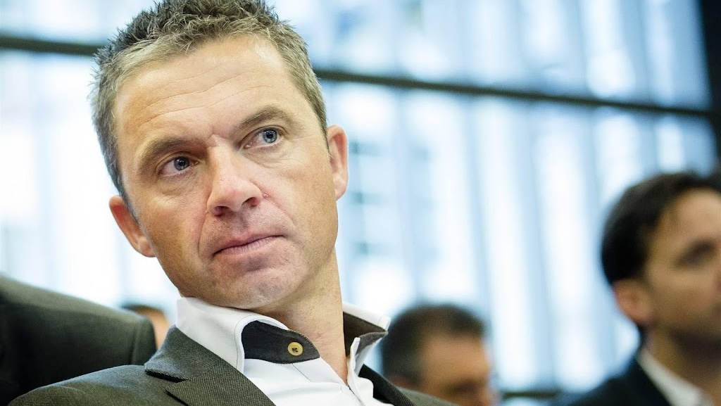 Volkskrant: 'Gerard Timmer negeerde noodsignalen bij DWDD en Zembla'