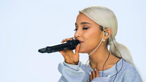 Ariana Grande en Demi Lovato doen mee aan Disney-singalong