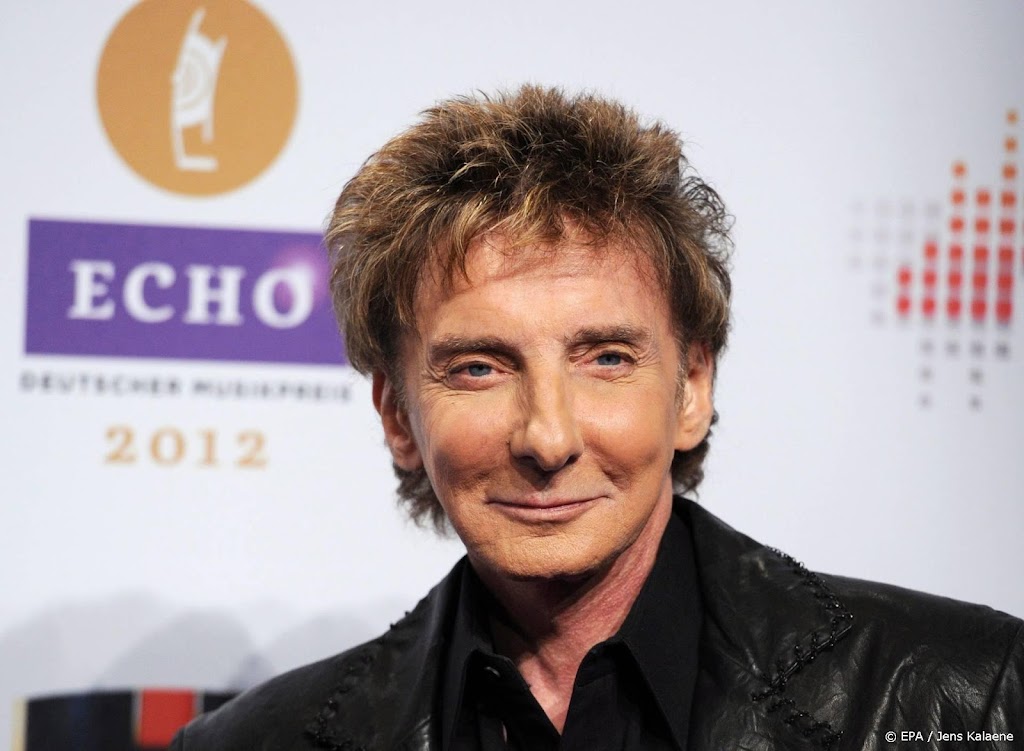 Barry Manilow mist première eigen musical vanwege corona