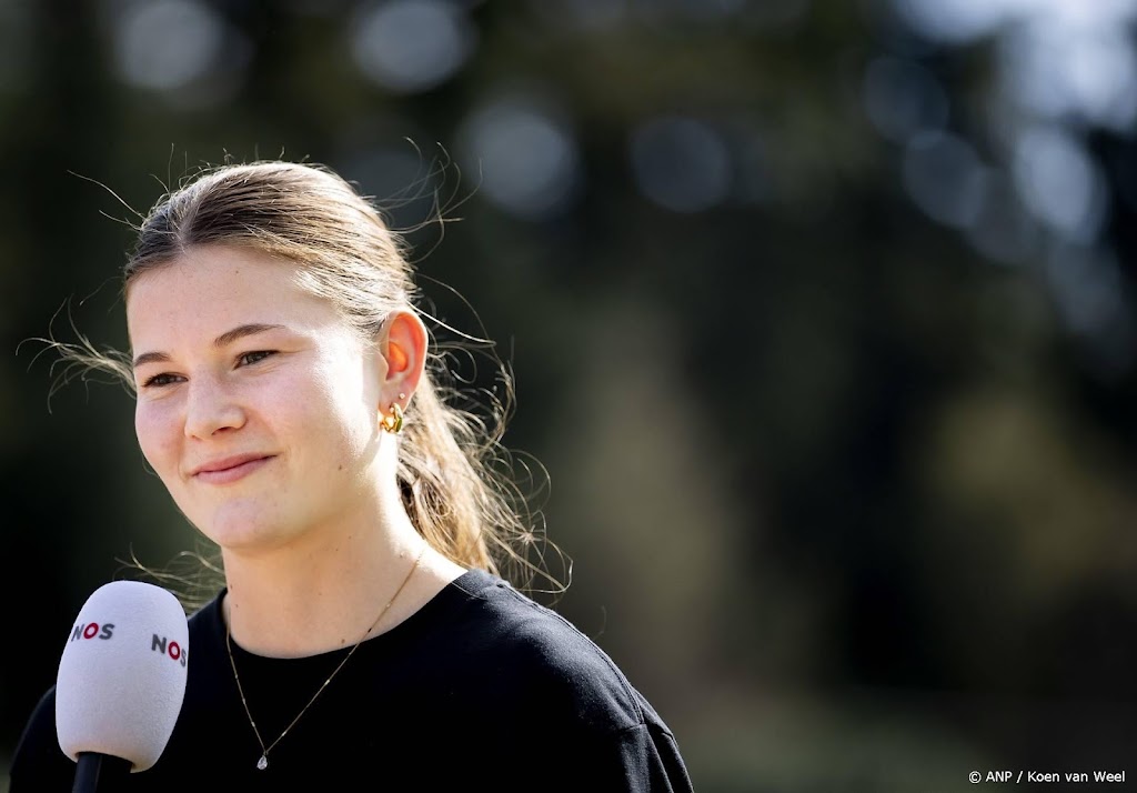 Van Asten debuteert bij gehavende Oranjevrouwen tegen Frankrijk