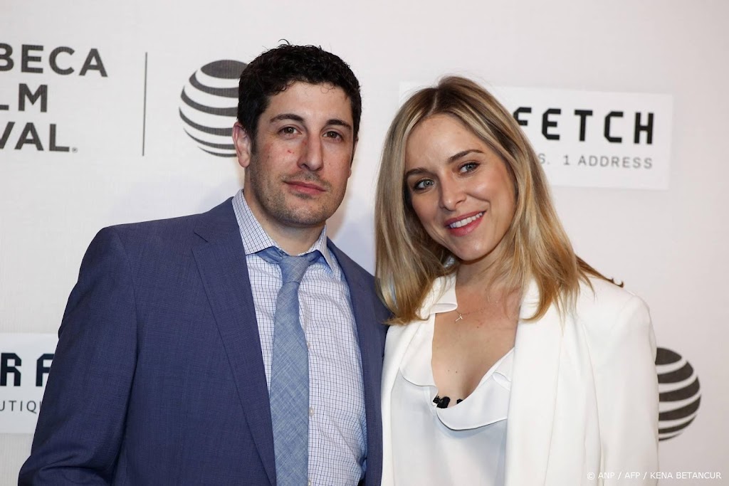 Jason Biggs en Jenny Mollen na 18 jaar huwelijk uit elkaar