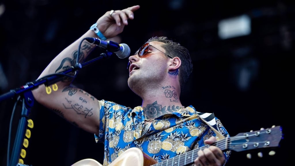 Douwe Bob geeft coronaproof openluchtconcert op Terschelling
