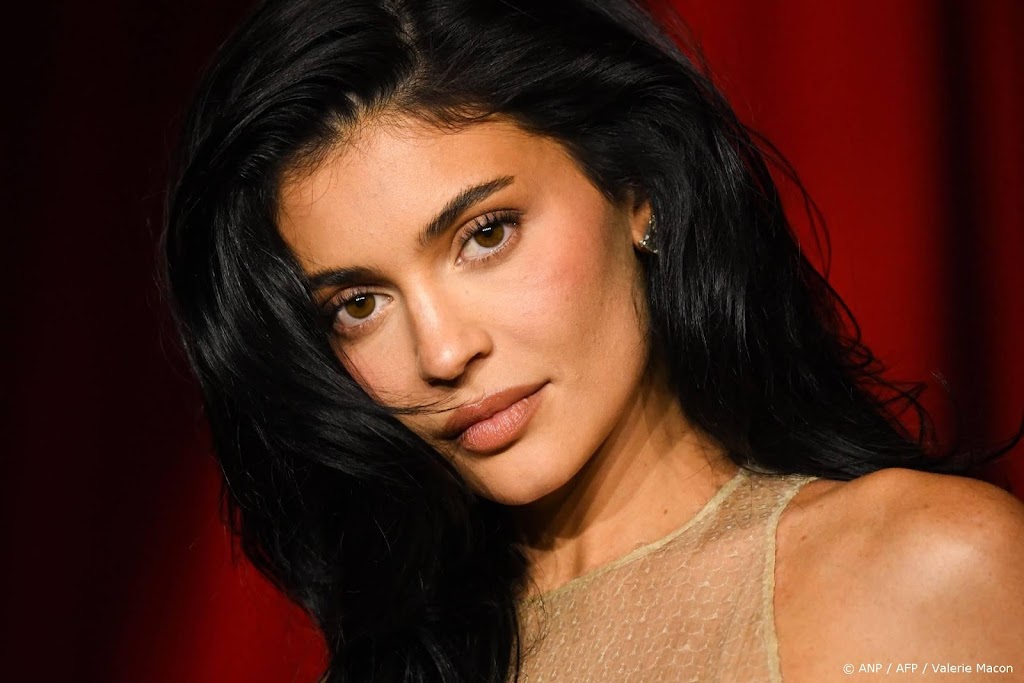 Kylie Jenner maakt zangdebuut