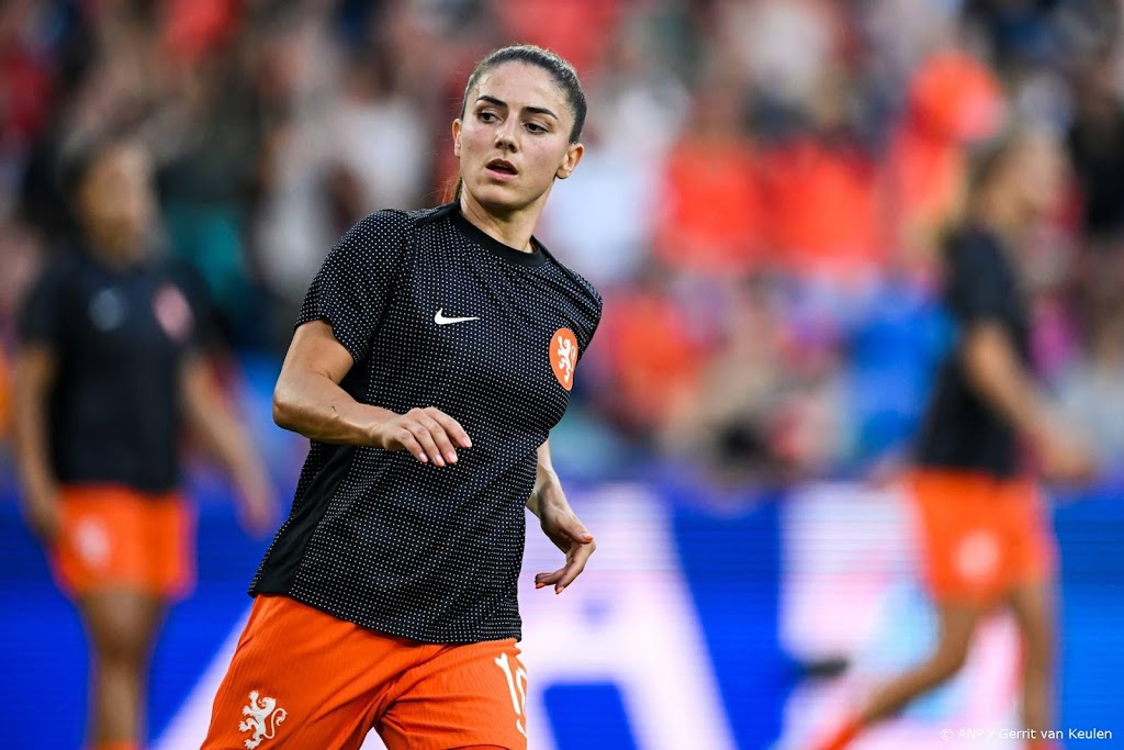 Daniëlle van de Donk izpuščena iz nizozemske nogometne reprezentance